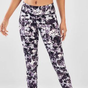 Fabletics Mid-Rise Printed PowerHold Legging